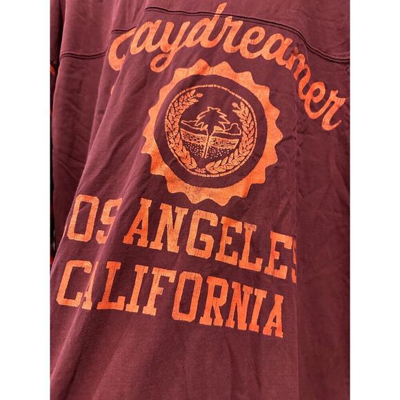 Daydreamer Size XS Red Maroon Los Angeles LA Graphic Long Sleeve Tee 100% Cotton - Picture 7 of 10
